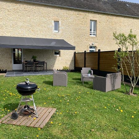 Gîte à 1,5 km des plages du débarquement Tracy-sur-Mer Exterior foto